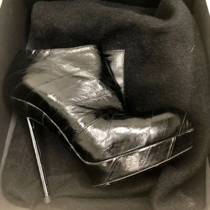 YSL Black Eel Skin Leather Platform Bootie 36 💕